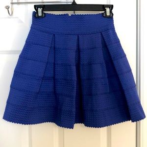 Mini bell skirt